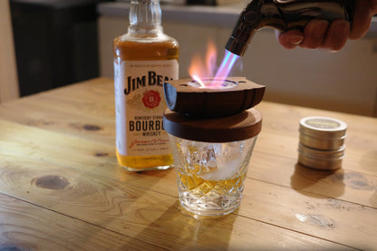 Whispen 瞬間燻製スモーカーキット｜自宅の一杯がバーの余韻に。6種の香りで酔いしれる贅沢ギア